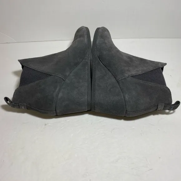 COPY - TOMS Kelsey Women’s Gray Suede  Ankle Boots Size 8.5