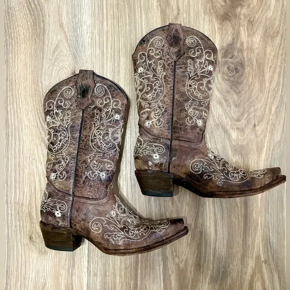 Corral Teen Brown Cowhide Beige Embroidery Western Boot A1119 USA size 3.5 EUC