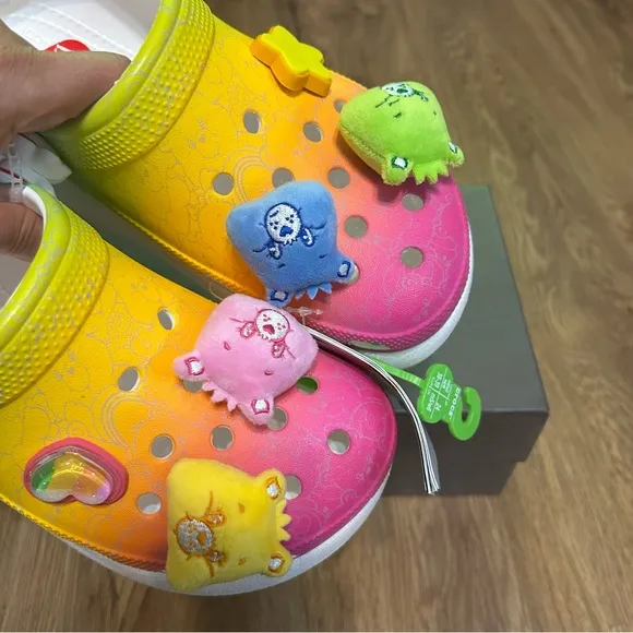 CROCS Care Bears x Wmns Crush Clog 'Rainbow' platform clogs mules sandals sz8