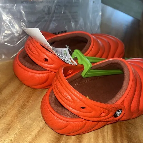 Crocs CLASSIC LINED‎ OVERPUFF CLOGS🔥New Crocs Lava Orange Sandals Shoes Sliden