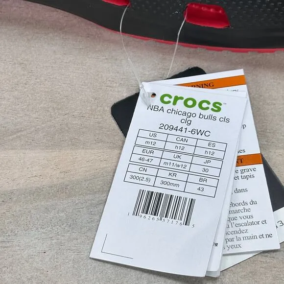 Crocs NBA Chicago Bulls Classic Mens Clogs Size 12 Varsity Red Basketball New