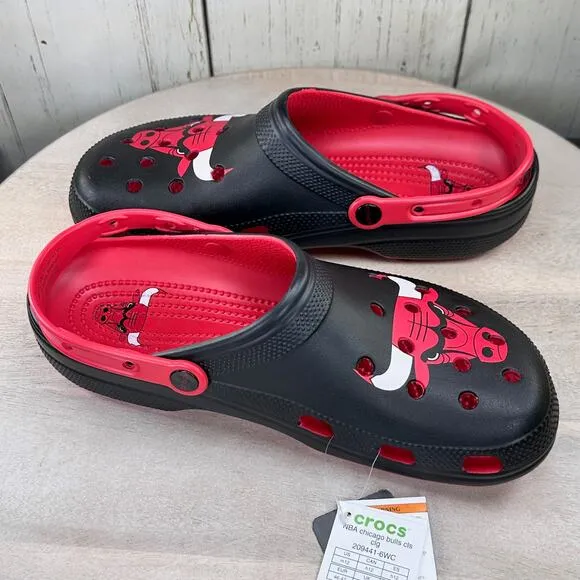 Crocs NBA Chicago Bulls Classic Mens Clogs Size 12 Varsity Red Basketball New