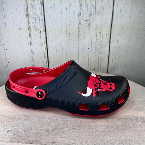 Crocs NBA Chicago Bulls Classic Mens Clogs Size 12 Varsity Red Basketball New