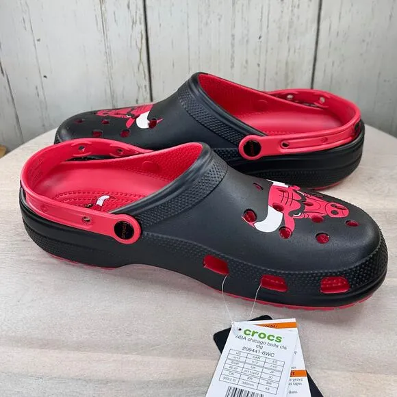 Crocs NBA Chicago Bulls Classic Mens Clogs Size 12 Varsity Red Basketball New