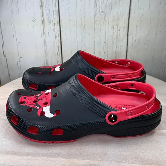 Crocs NBA Chicago Bulls Classic Mens Clogs Size 12 Varsity Red Basketball New