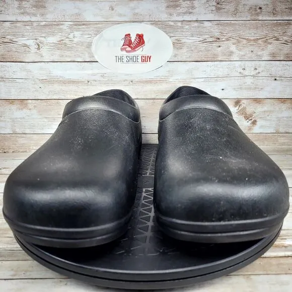 Crocs On The Clock Work Shoe Men's 12 Slip Resistant Clog Black Shoes