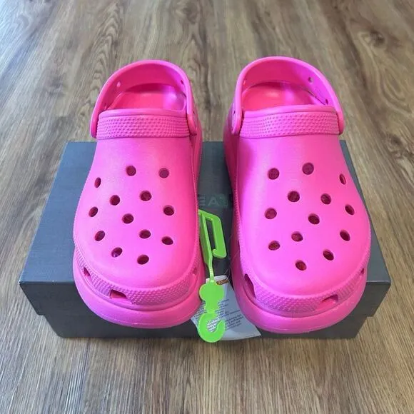 CROCS pink platform clogs mules sandals shoes women’s 7 new