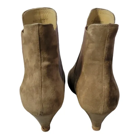Cumin brown suede/leather pointed suede boots from PEDRO GARCIA/Size 7 Vintage