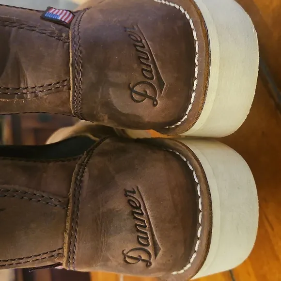 DANNER | BULL RUN | CHELSEA WEDGE WORK BOOT | WOMEN'S SIZE 9.5 | LIKE NEW