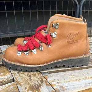 Danner women’s mountain light gtx hiking boot