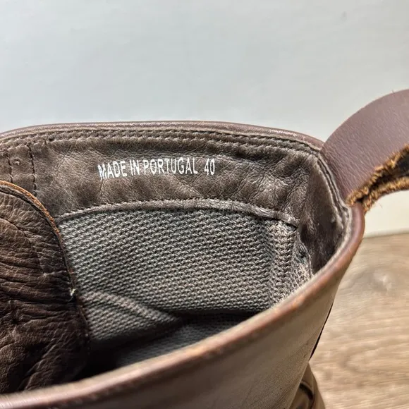 Dansko Brown Leather Boots woman’s size 40 (b120)