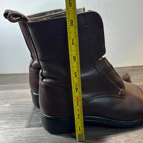 Dansko Brown Leather Boots woman’s size 40 (b120)