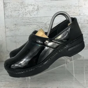 Dansko‎ Clogs Size 39 Black Patent Leather Nursing Professional Shoes