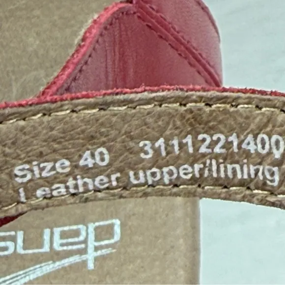 Dansko Denita Sandals Red Leather Perforated Platform Heeled Shoes 40 / 9.5-10