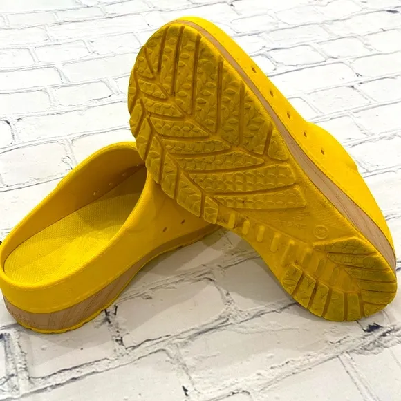 Dansko Kane Yellow Backless Nursing Clog