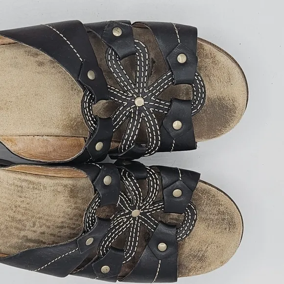 Dansko leather sandals size 40 US size 9.5 / 10