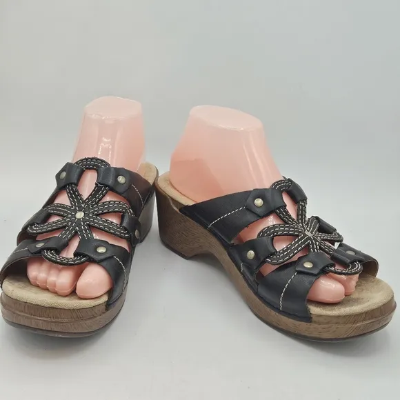 Dansko leather sandals size 40 US size 9.5 / 10