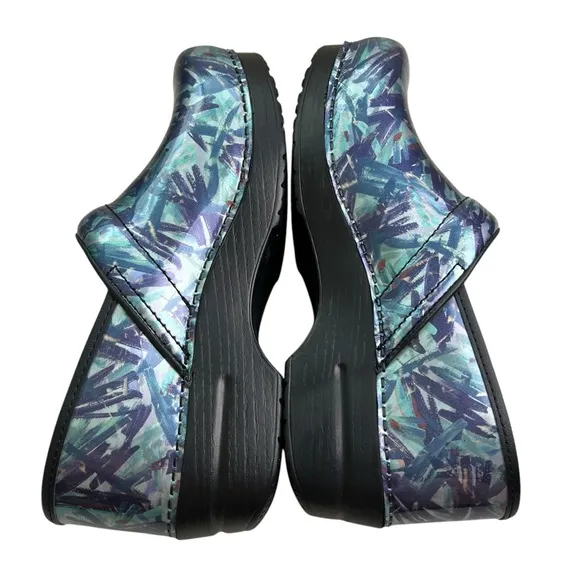 Dansko NEW Women's Professional Patent Paint Blue Patterned Clogs 40 (9.5-10)