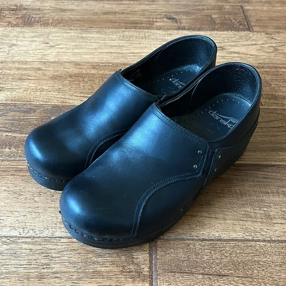 Dansko Phoebe Professional Pull Up Clogs Black Leather Comfort Shoes Size 38