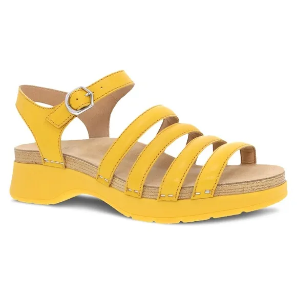 DANSKO ROXIE YELLOW LEATHERSANDAL SIZE 40 9.5-10 US