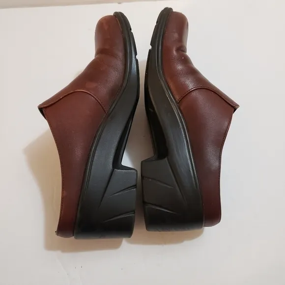 Dansko Solvei Brown Leather Clog Mules Size 39