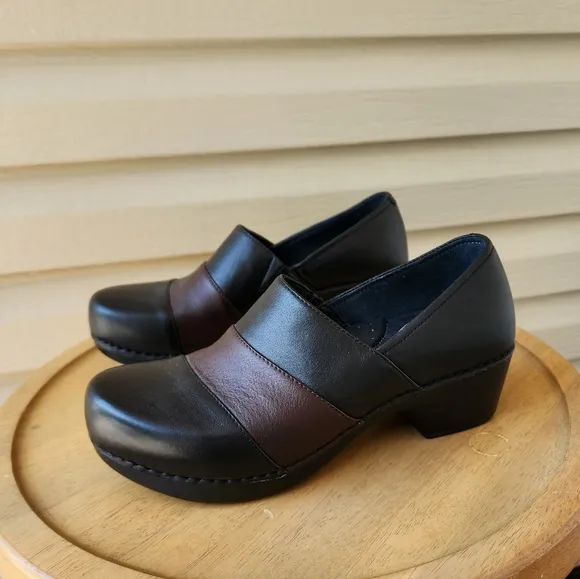 Dansko Tenley women's clogs size 39