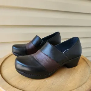 Dansko Tenley women's clogs size 39