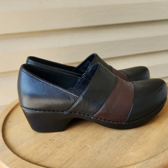 Dansko Tenley women's clogs size 39