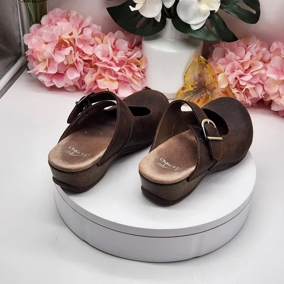 Dansko Women`s Brown Leather Slip-on Martina Mary Jane Nursing Clog