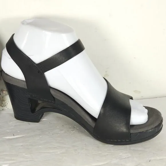 Dansko Women's Tasha EU37 US6-6,5 Black Leather Wedge Clogs Sandals Shoes