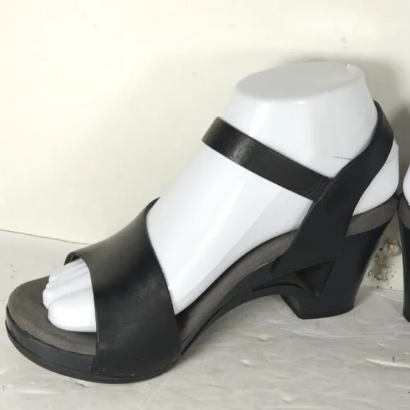 Dansko Women's Tasha EU37 US6-6,5 Black Leather Wedge Clogs Sandals Shoes