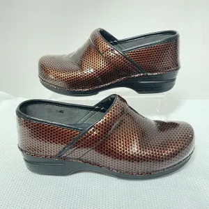 Dansko XP Clogs Women's EU 40 US 9.5-10 Brown Slip On Comfort Nursing Shoes