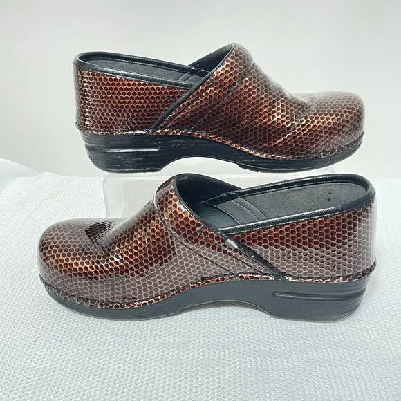 Dansko XP Clogs Women's EU 40 US 9.5-10 Brown Slip On Comfort Nursing Shoes