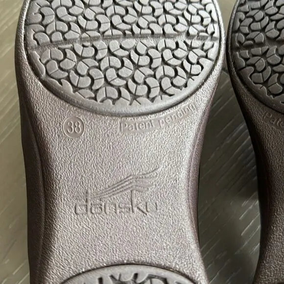 Dansko Women’s Abigail Brown Leather Slip On Clogs Nursing Comfort Shoes Size 38