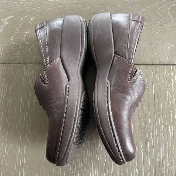 Dansko Women’s Abigail Brown Leather Slip On Clogs Nursing Comfort Shoes Size 38