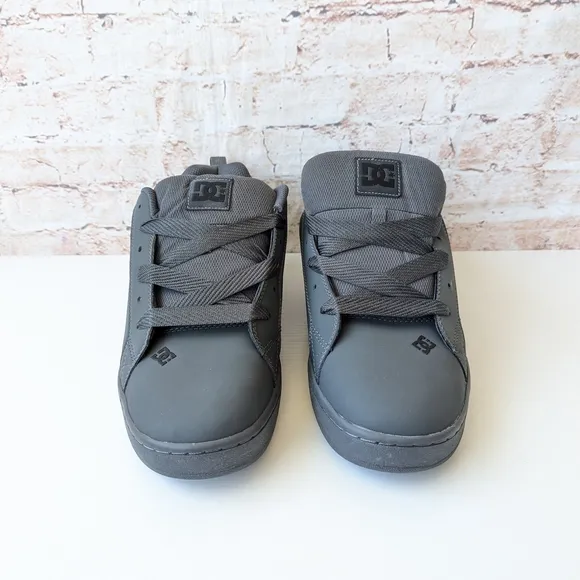 DC Black and Gray Leather Upper Casual Mens  Sneakers