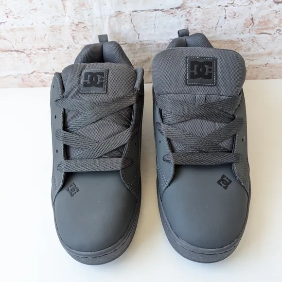 DC Black and Gray Leather Upper Casual Mens  Sneakers
