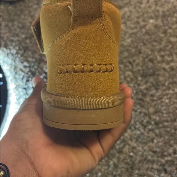 Dearfoams Tan Suede Boots with Elastic Goring