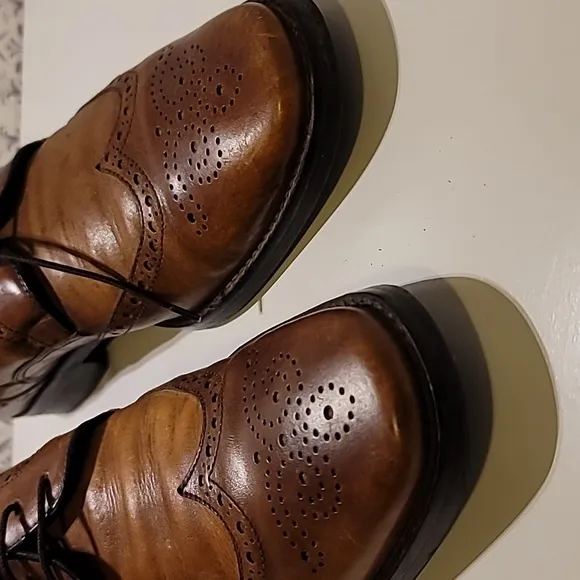 Dolce and Gabbana Mens Camel LeatherLoafer Style Almond Toe Dress Shoes