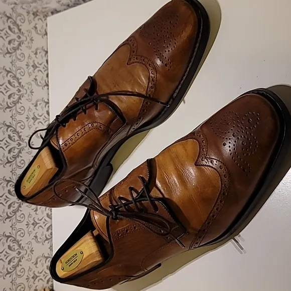 Dolce and Gabbana Mens Camel LeatherLoafer Style Almond Toe Dress Shoes