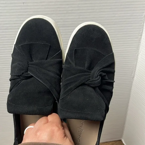 Donald Pliner Celest Black Suede Leather Slip on Sneakers Size 8.5