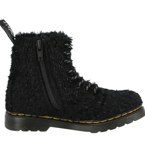 Dr. Marten Kids' 1460 Tinsel Faux Fur Boot in size 12 BRAND NEW/never worn ✨