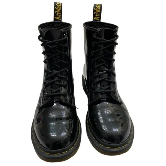 DR. MARTENS 1460 8-Eye Patent Boots