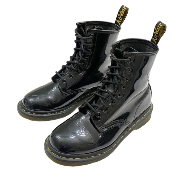 DR. MARTENS 1460 8-Eye Patent Boots