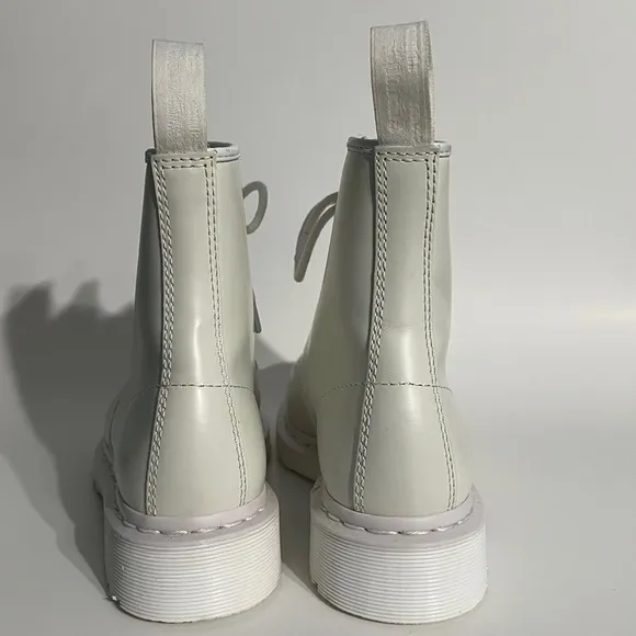 Dr Martens 1460 Mono White Smooth Leather Lace up Boots, EU 39, US size 8. Docs