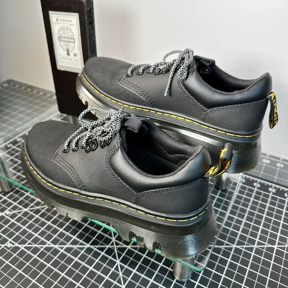 Dr. MARTENS®  |  AIRWAIR™ |  TARIK LO SHOES  |  Women-7US  |  Men-6US  |   Nice