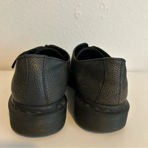 Dr. Martens black 1461 pebble 3 eye oxford dress shoes size Men’s 6  Women’s 7.5