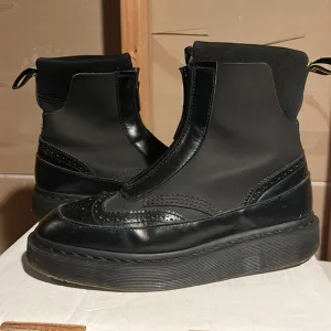 🛍️Dr Martens Black Doc Jemison Airwair Zip Front No Laces Boots Size 9 / UK 7