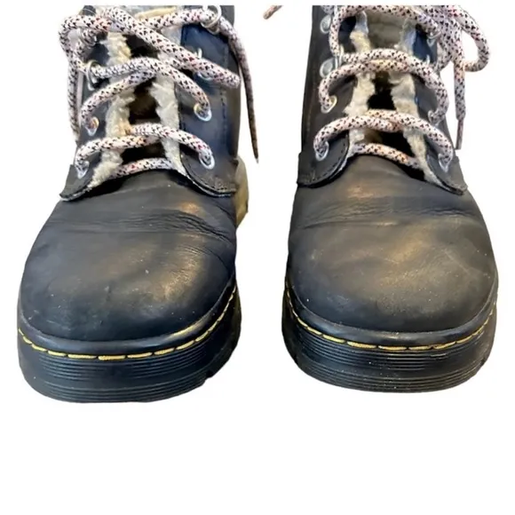 Dr. Martens Black Leather Boots 8 black