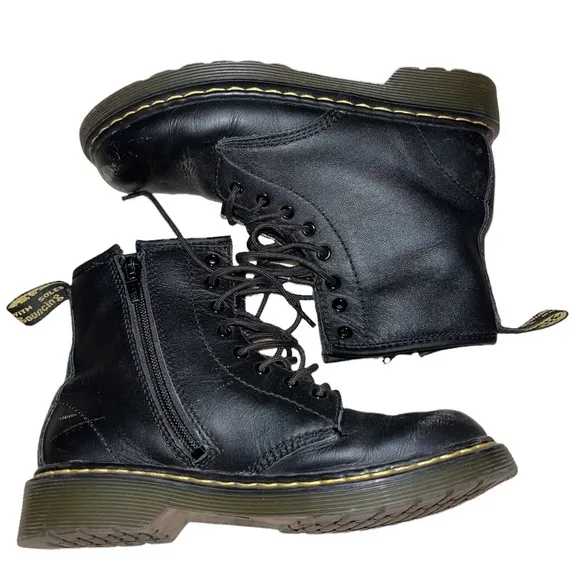 DR. MARTENS Black Leather Boots Style 1460J Youth Size 3